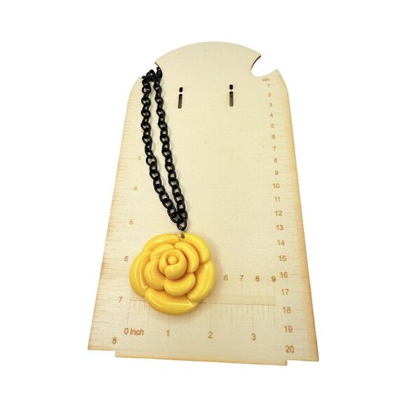 VTG Yellow Molded Rose Pendant Necklace 16” Black Chain Cottagecore Bold - Picture 13 of 14